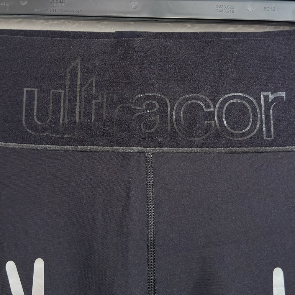 NWT Ultracor Legging- Size M- Color: black and silver - Picture 3 of 4